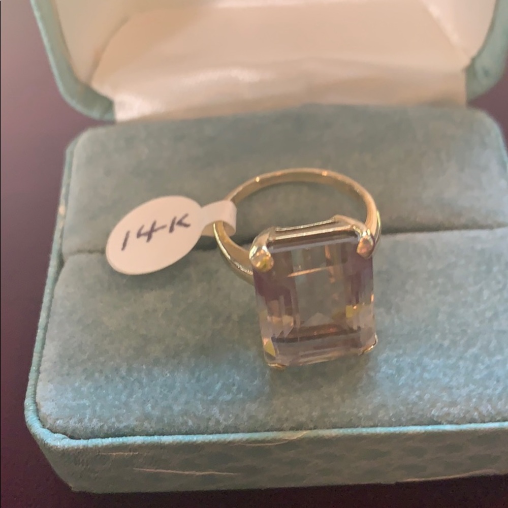 Gold ring - Picture 2 of 2
